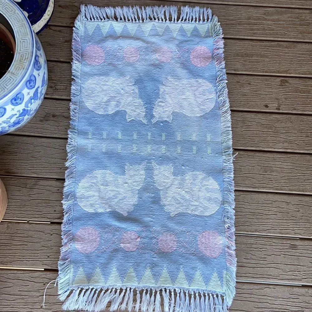 Vintage Baht Mat